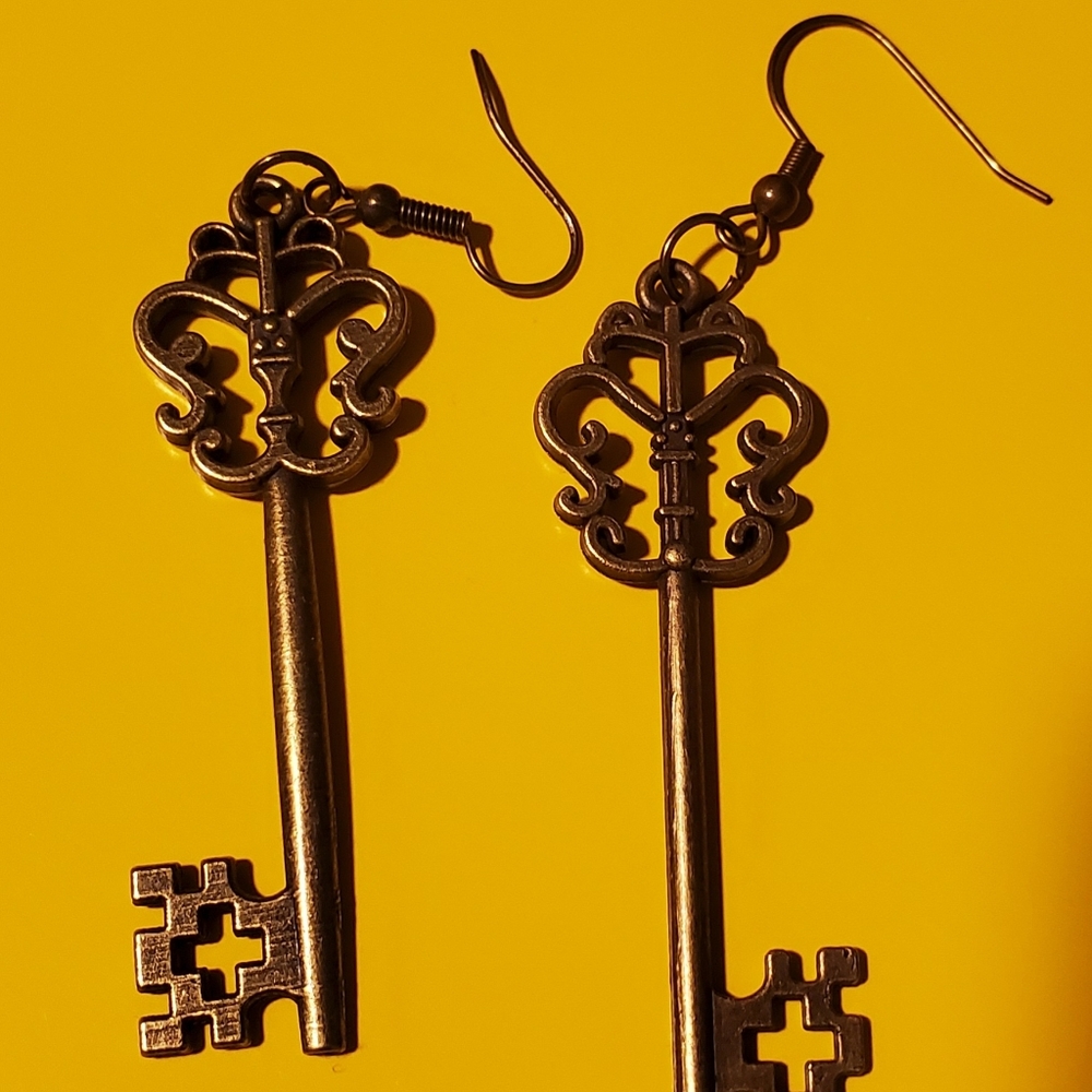 Vintage Key Shaped Earrings